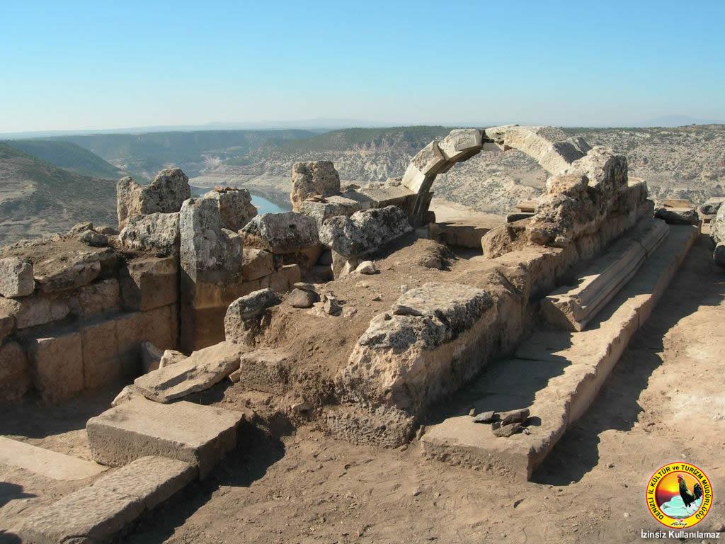Apollon Lairbenos Tapınağı